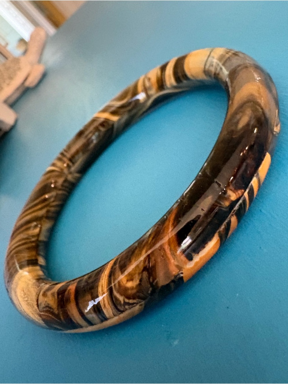 Vintage Marbled Lucite Resin Bangle Bracelet Swirl Black Amber Cream retro